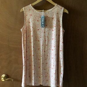 NWT Yala bamboo viscose tunic with flyaway back opening